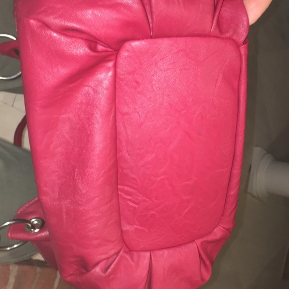 Red bag - Picture 9 of 9